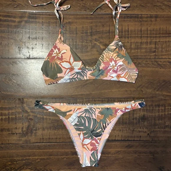 Ron Jon Swimsuit Two Piece Cheeky Bikini Tropical Print Size L Peach Green - Picture 1 of 9